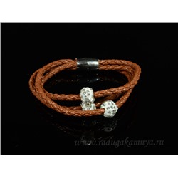 Браслет шамбала шарик10мм на тройной косичке цв.карамельный