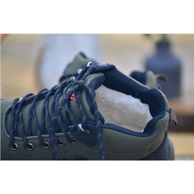 Зимняя Колямбия из комбинированных материалов