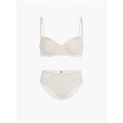 Комплект нижнего белья