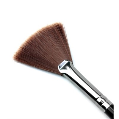 LUX-VISAGE Кисть №10 для хайлайтера веерная