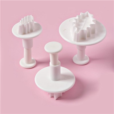 Плунжеры кондитерские Доляна «Листик», набор 3 шт., d=7/6.5/5 см, пластик, белые