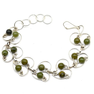 Браслет нефрит в посеребрении, 17см.