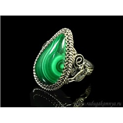 Кольцо малахит капля 14*24мм, размер 17