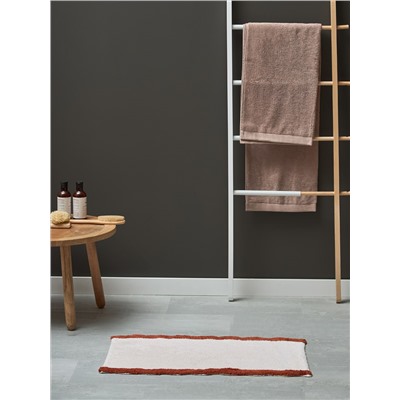 Коврик для ванной с кантом терракотового цвета из коллекции Trendy Ruffles, 50x80 см