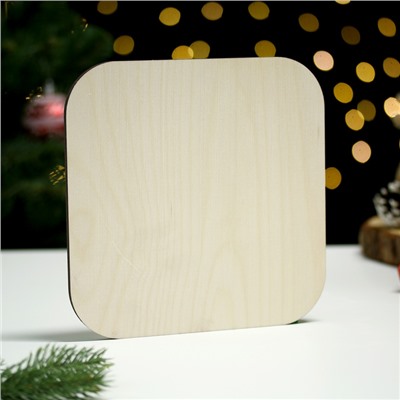 Подставка под горячее Дарим Красиво «Змея с подковой», 19×19 см, дерево