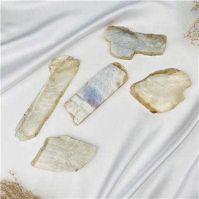 Радуга Самоцветов Срез из Лунного камня