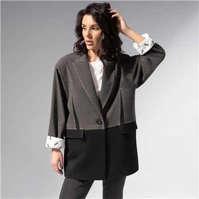 Жакет с контрастными швами, Решительный ход