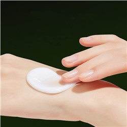 Питательный крем для лица с экстрактом АВОКАДО, пептидами и протеинами шелка ZOZU, 50 гр.