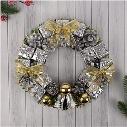Венок новогодний d=22 см «Зимнее волшебство», с серебристыми бантами и шариками