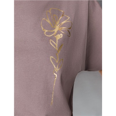 Нарядная футболка с блестящим принтом