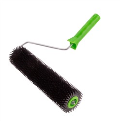 Валик игольчатый для наливных полов с ручкой, острая игла, 300 мм Сибртех