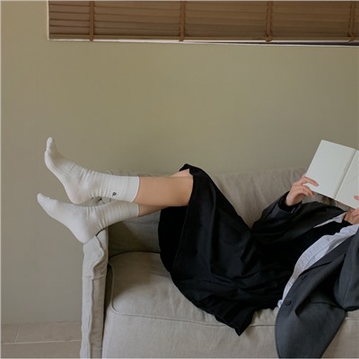 Brand Japanese small design knee socks for men and women, English, A-line, with embroidery, mid-length, Korean style