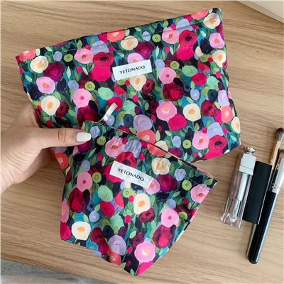 Capacious cosmetic bag, handheld organizer bag to go out, travel bag, liner, floral print