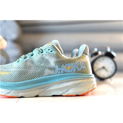 HOKA Clifton 9
