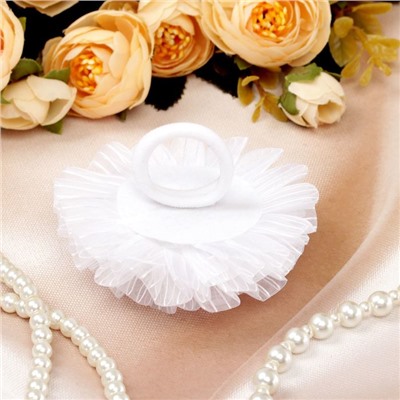 Бант для волос на резинке «Школьница», полосатик, d=7 см, белый