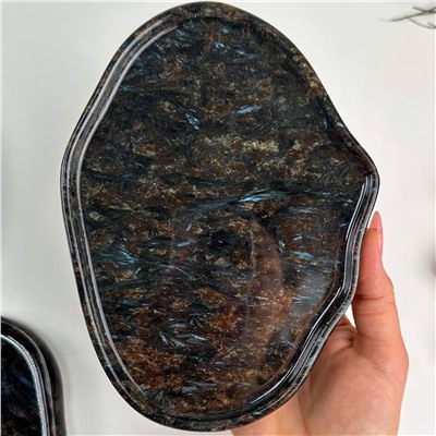 Радуга Самоцветов Блюдо из Арфведсонита (Нуумит)