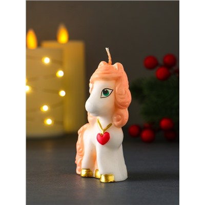 Свеча декоративная «Влюблённая лошадка», розовый, 5.3×3.3×8.2 см