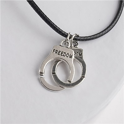 Кулон на шнурке «Наручники», цвет чернёное серебро на чёрном шнурке, 42 см
