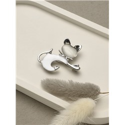 Брошь «Кошечка», белая в серебре