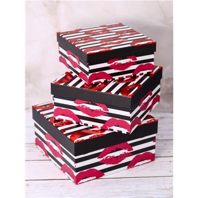 Набор подарочных коробок 3 в 1 «Kiss of passion», 15*15*6.5-17*17*8-19*19*9.5