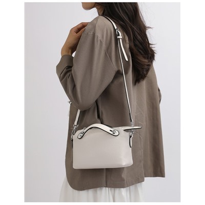 Bags Сумка женская / кожа /  	 0110911