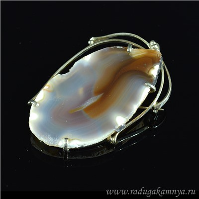 Брошь с агатом 55*35мм.