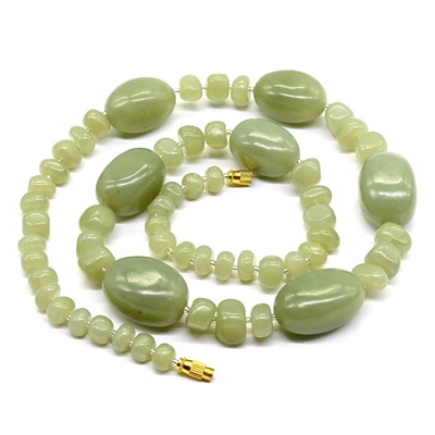 Нефрит бусы галтовка, 61см, 138г