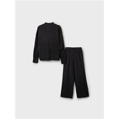 Комплект для девочки: джемпер, брюки