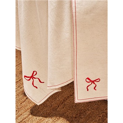 Скатерть Fancy Bows бежевого цвета из коллекции Essential, 180х180 см