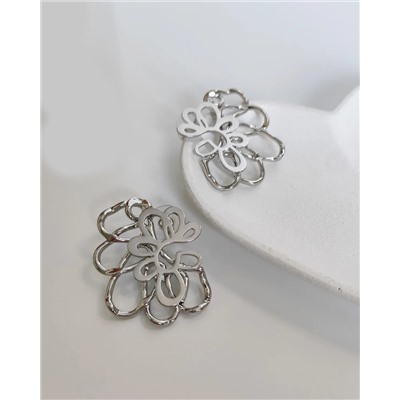 Стильные серьги