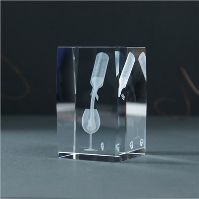 Фигурка стекло прямоугольник «Бокал и вино», 5×5×8 см