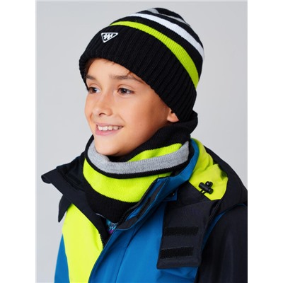 Комплект мальчика: шапка, снуд
