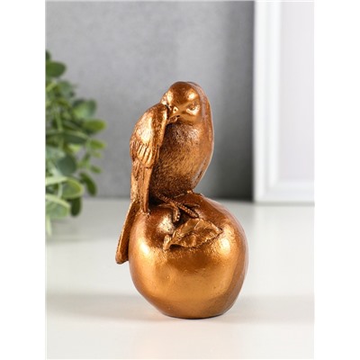 Фигурка гипс «Птица на яблоке», 13 см, под бронзу