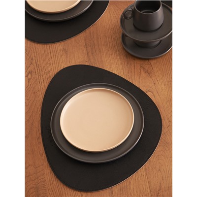 Набор из двух тарелок темно-серого цвета из коллекции Essential, 25 см