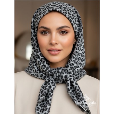 Платок утепленный шерстяной "Нежность шерсти" Арт 25107/09