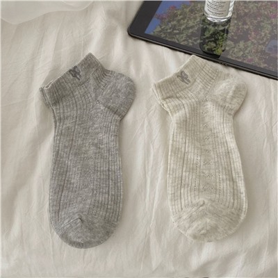 Ins simple Korean solid color embroidered bow socks shallow mouth JK girl versatile breathable boneless socks thin cotton