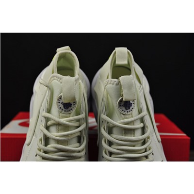 Nike Air Huarache из разных материалов