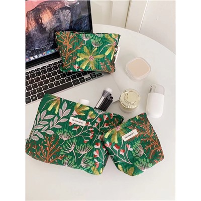 Capacious handheld cosmetic bag, storage bag for traveling, small clutch bag to go out