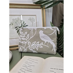 1045 Косметичка Берген птички крупные олива 25х16х6 см 2414833