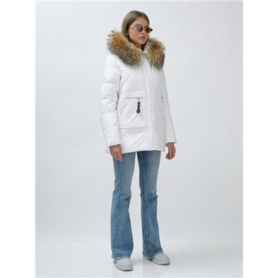 Куртка женская зимняя с мехом енот премиум класса белого цвета 3322_1Bl