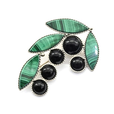 Брошь малахит, агат "Ландыш" 50*35мм.