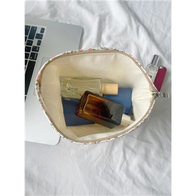 Fresh capacious cosmetic bag, handheld organizer bag, wallet, high-end