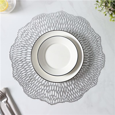 Салфетки сервировочные на стол Доляна «Мэри», d=36 см, 4 шт., серебряные