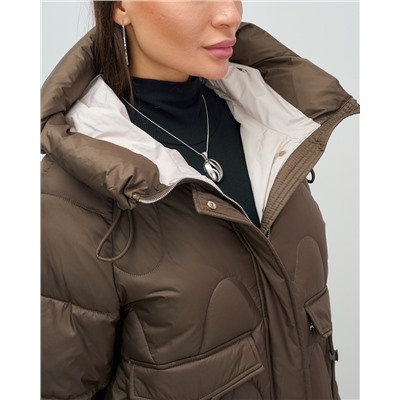 Куртка зимняя женская с капюшоном модная темно-коричневого цвета 7653TK