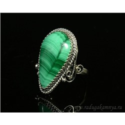 Кольцо малахит уральский " Капля " 19*29мм, размер 17