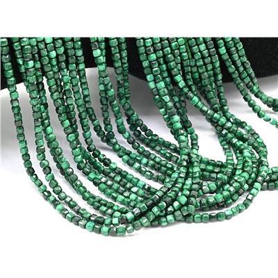 Бусины из натурального малахита мелкий кубик 2мм с гранью, 39см, 165 бусин