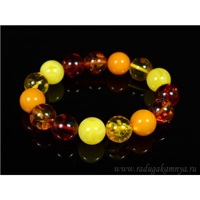 Браслет из янтаря шарик 14мм ассорти светлое
