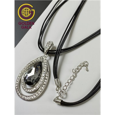 Кулон на кожаном шнурке "Женская грация" Арт КШ2130/09