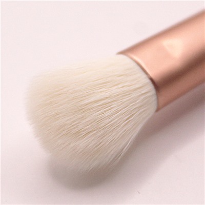 TF BIT209 Плоская пушистая кисть для нанесения теней I'm TREND