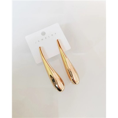 Стильные серьги